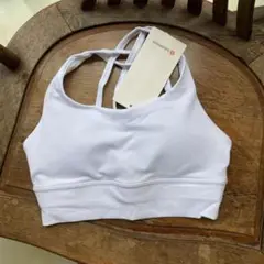 Lululemon スポ-ツプラ パット付き ルルレモン サイズs/白