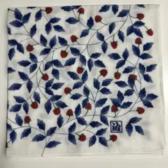 時間限定お値下げ　源右衛門 ガーゼハンカチ　苺柄　ブランド刺繍　美品のサムネイル