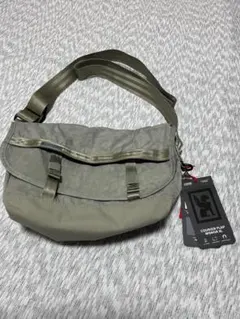 ✨美品✨CHROME ショルダーバッグ /クーリエフラップ メッセンジャー6Lのサムネイル