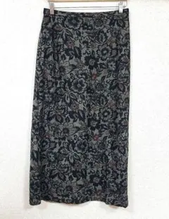 黒と赤の花柄　ロングスカート　麻100%　LLサイズ