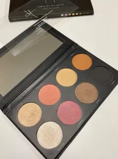 LH cosmetics INFINITY PALETTE マルチユースパレットのサムネイル