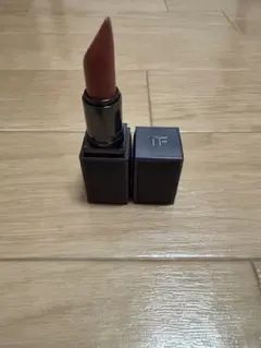 完売ショッパー付☆TOM FORDファビュラス リップ ジョンソ着用色F5