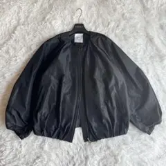 美品✨プルミエアロンディスモン　ツイルタフタブルゾン　ネイビー　アウター 1er Arrondissement（プルミエアロンディスモン）の「【WEB限定カラー