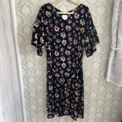 お値引き中❣️ フェリシモ　ワンピース半袖Mサイズ