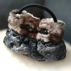 イタリア製・ビジュー付きファーバック