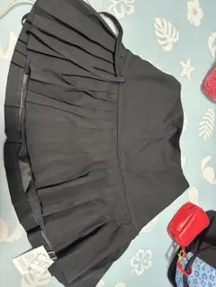 ingni黒のフレアスカート　スカパン