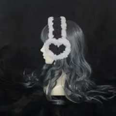 ハートイヤーマフ 編み物 ブラック ハンドメイド 耳当て 手編み