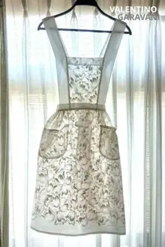 透明感‼️VALENTINO GARAVANI総flower エプロン