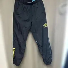 umbro ピステパンツ 黒/青
