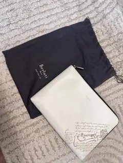 Berluti ベルルッティ ストレート デニム カリグラフィプリント ブルー Berluti ベルルッティ ストレート デニム カリグラフィプリント ブルー