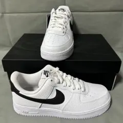ナイキ　エアフォース1 ホワイト　ブラック　白　黒　ベブルレザー