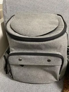 犬用　キャリーバッグ　折り畳み可能リュックタイプ