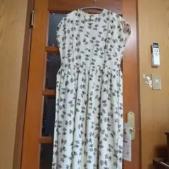 値下げピンクハウスリボン柄ワンピース