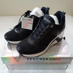 ✨未使用✨スケッチャーズ　厚底スニーカー　24cm　黒　希少　タグ付き