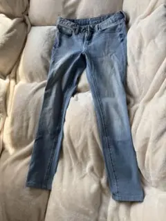 GU スキニーデニムパンツ ライトブルー