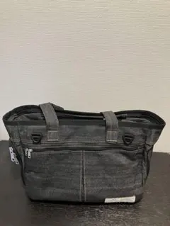 Item thumbnail for item c809bd7d-77f6-41d5-a53e-fad6d871cae2