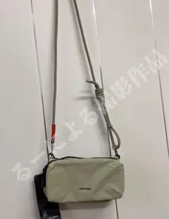 Topologie Bottle Sacoche トポロジーストラップ付