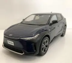 非売品 トヨタ bz4x ミニカー カラーサンプル プレシャスメタル - メルカリ
