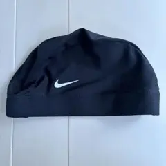 Nike 黒 キャップ　水泳