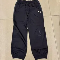 Puma ブラック ピステパンツ 破れあり　150