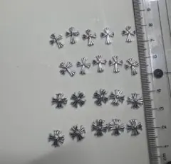 シルバー クロス型 十字架　ネイルパーツ ミックス20個