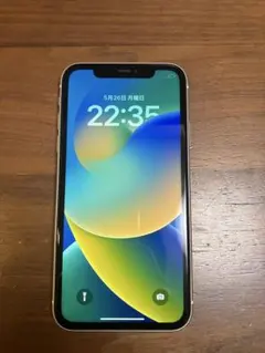 iPhone 11 64GB ホワイト 本体のみSIMロック解除済　女性使用品