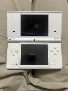 Nintendo DS i ホワイト （本体・充電器・タッチペン）