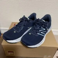 ニューバランス　スニーカー