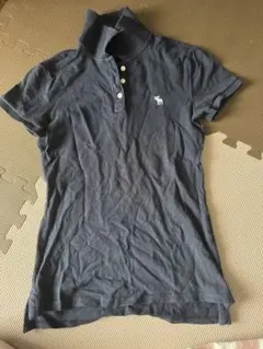 【最終値下】Abercrombie & Fitch ダークブルーポロシャツ