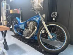sr400 カスタムバイク チョッパー ブルーのサムネイル