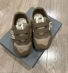 ニューバランス