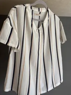 meddumメデュームブラウスシャツカットソー美品のサムネイル