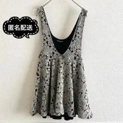 花柄 モノトーン　フレア ワンピース ジャンスカ　総柄 バラ　Vネック　裏地有