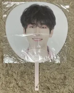 SEVENTEEN ウォヌ　うちわ　セット 2025年最新】メンバー名：ウォヌ うちわの人気アイテム - メルカリ