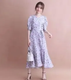 ギャザースリーブフラワーワンピース