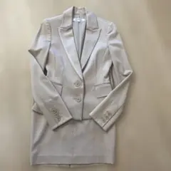 値下げ美品ベージュ スーツ 2ボタンジャケット