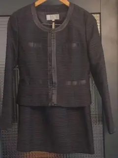 ESPRITMUR黒ストライプ スカートスーツ