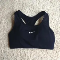 Nike DRI-FIT ブラック　スポーツブラ　ブラトップ
