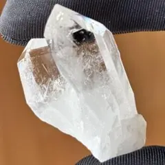 水晶ポイント（ブラジル産）19g 二重結晶　クリスタルクォーツ　天然石原石　　A