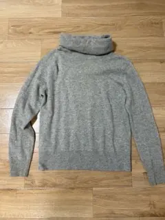 お値下げ‼︎UNIQLO カシミヤ100%グレー タートルネック セーター