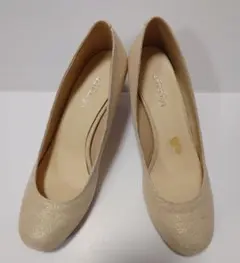 ラスト値下【térrace 】ゴールドラメ入りベージュ系パンプス　26cm