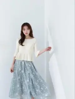 NATURAL BEAUTY BASIC バイカラーフラワー刺繍フレアスカートM