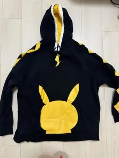 ピカチュウデザイン フード付きパーカー