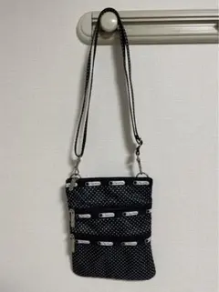 LeSportsac 黒白ドット サコッシュ　ショルダーバッグ