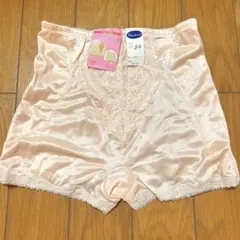 Item thumbnail for item e0425e2e-6f9f-45f9-b49e-f71a5f36de69