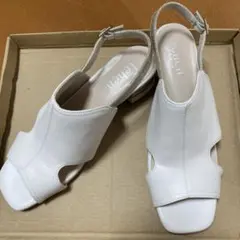tehen PARIS バックストラップ サンダル ホワイトのサムネイル