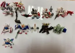 機動戦士ガンダム ミニフィギュア 17体セット - メルカリ