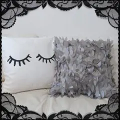 ⋱⋰ 在庫処分‼︎クッションカバー45×45♡ グレー葉っぱ風ヒラヒラデザイン⋱⋰