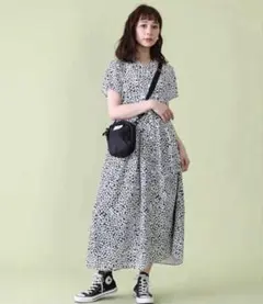 フリークスストア　花柄ワンピース