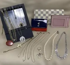 尾*る様 アクセサリー ＆ 財布 & パスケースいろいろおまとめ 整理品